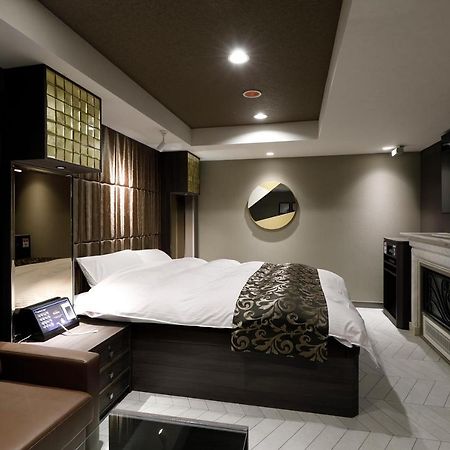 Hotel きまぐれ貴族 春日店 Kiyosu Buitenkant foto